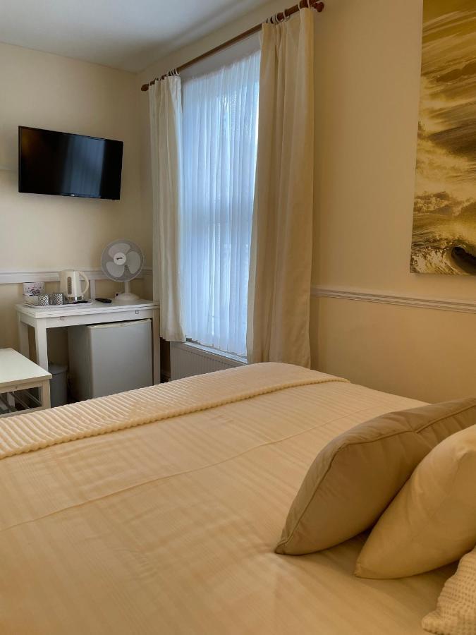 Caris Guest House Southend-on-Sea Zewnętrze zdjęcie